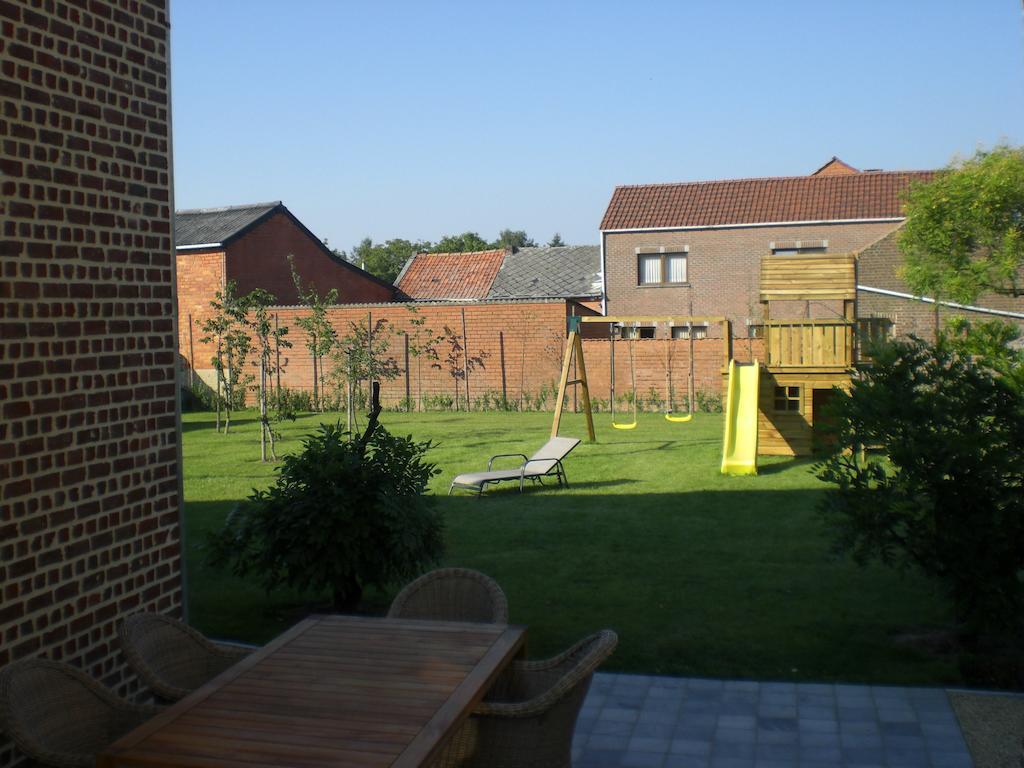 B&B De Fruithoeve Hoeselt Exterior photo